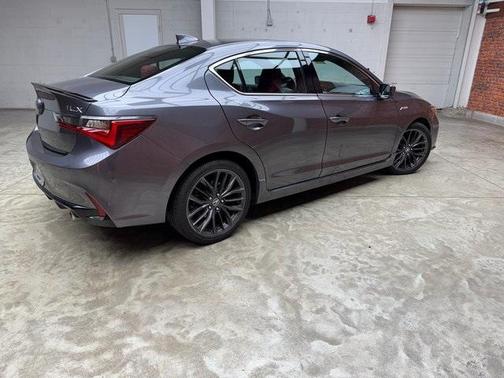 2022 Acura ILX TECHNOLOGY&A-SPEC PACKAGES