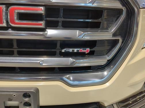 2022 GMC Terrain AT4