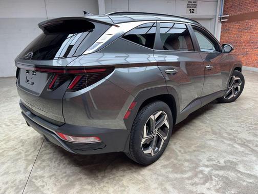 Amazon Gray 2023 Hyundai TUCSON SEL