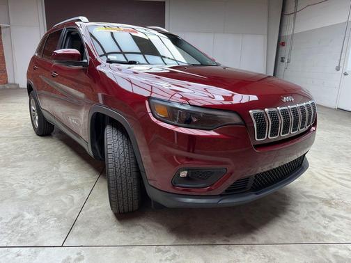 Velvet Red Pearlcoat 2019 Jeep Cherokee Latitude Plus