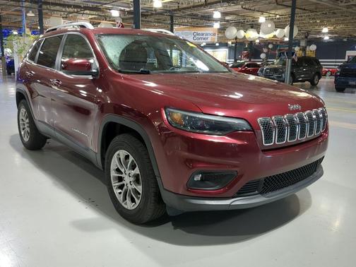 Velvet Red Pearlcoat 2019 Jeep Cherokee Latitude Plus