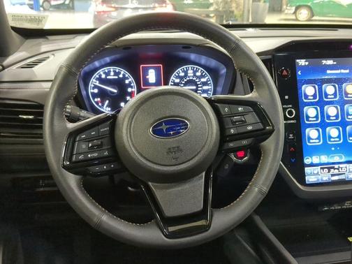 Crystal White Pearl 2025 Subaru Forester Touring