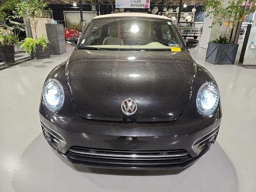 2018 Volkswagen Beetle 2.0T SE