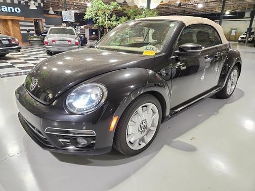 2018 Volkswagen Beetle 2.0T SE