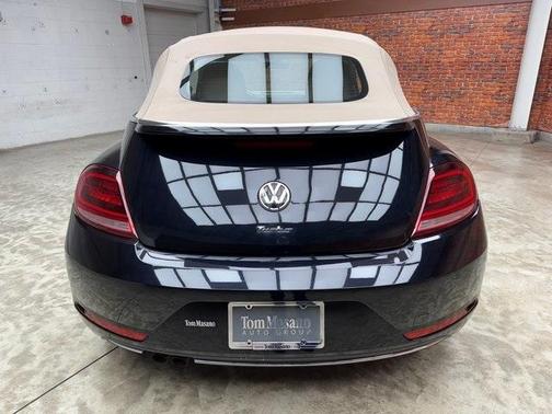 2018 Volkswagen Beetle 2.0T SE