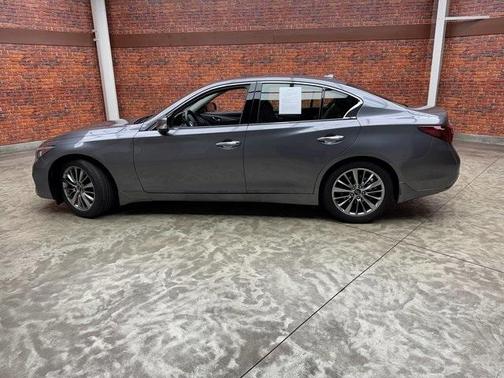 2022 INFINITI Q50 LUXE
