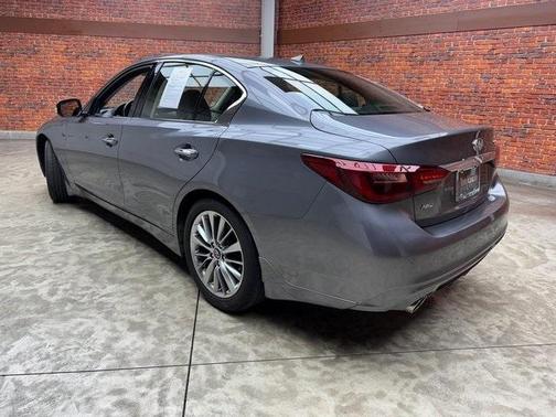 2022 INFINITI Q50 LUXE