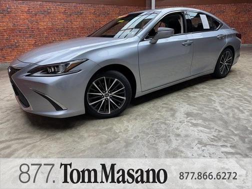 2022 Lexus ES 350 Base