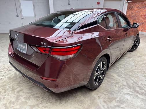 Rosewood Metallic 2024 Nissan Sentra SV