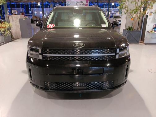 Phantom Black 2024 Hyundai SANTA FE Calligraphy