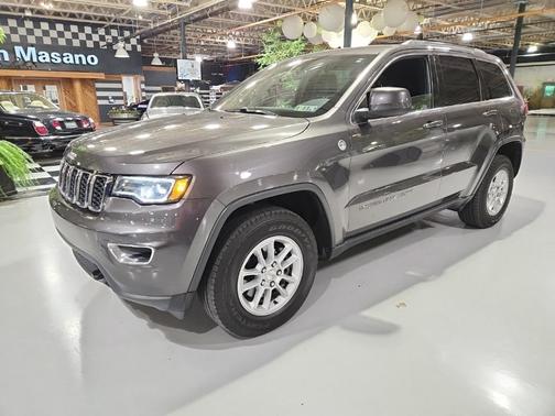2020 Jeep Grand Cherokee Laredo E