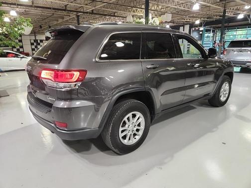 2020 Jeep Grand Cherokee Laredo E
