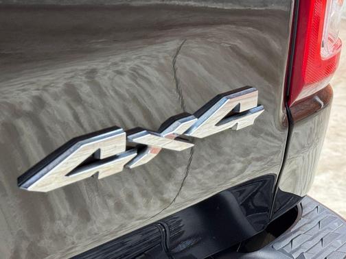 Diamond Black 2022 RAM 1500 Big Horn