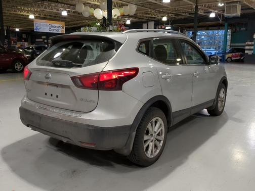 2017 Nissan Rogue Sport SV