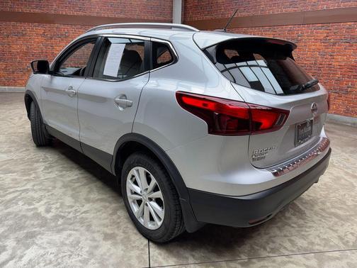 2017 Nissan Rogue Sport SV