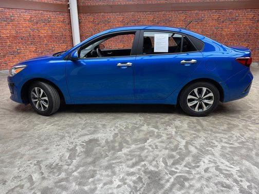 2022 Kia Rio S