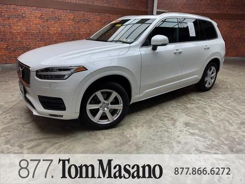 2020 Volvo XC90 T6 Momentum 7 Passenger