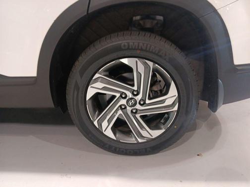 White Pearl 2023 Hyundai SANTA FE SEL