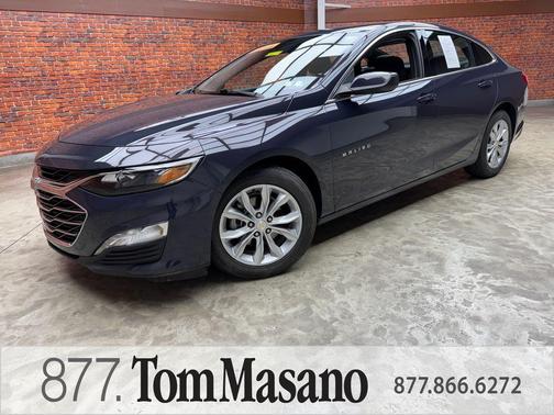 Night 2025 Chevrolet Malibu LT