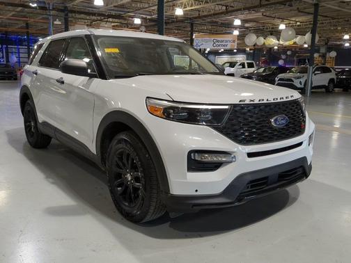 2021 Ford Explorer Base