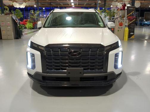 White 2025 Hyundai PALISADE XRT