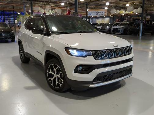 Bright White Clearcoat 2024 Jeep Compass Limited