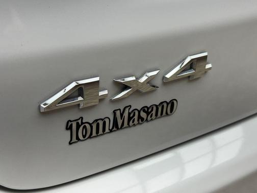 Bright White Clearcoat 2024 Jeep Compass Limited