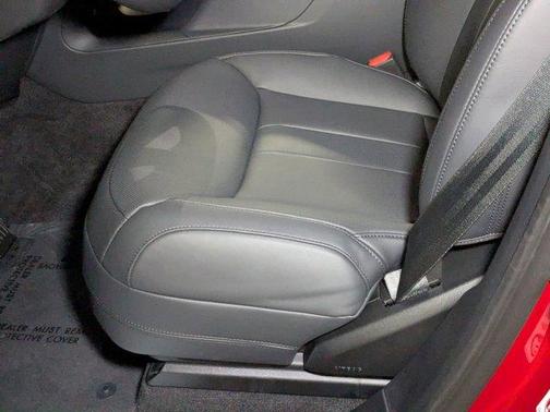 2025 Land Rover Range Rover Sport P360 SE