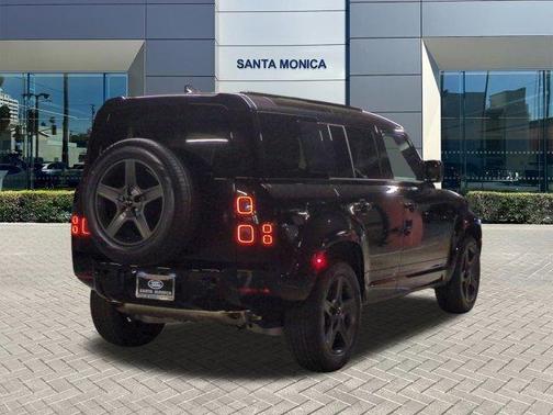 2026 Land Rover Defender P400 X-Dynamic SE