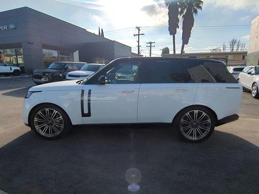 2024 Land Rover Range Rover P400 SE
