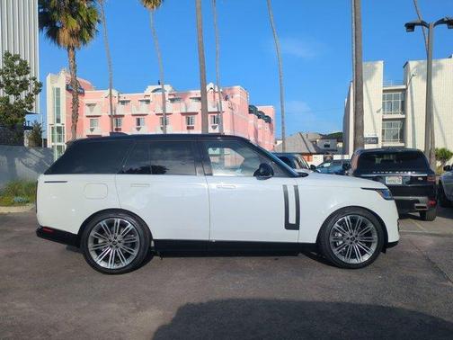 2024 Land Rover Range Rover P400 SE