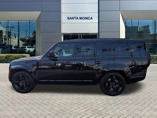 Santorini Black 2026 Land Rover Defender P400 X-Dynamic SE