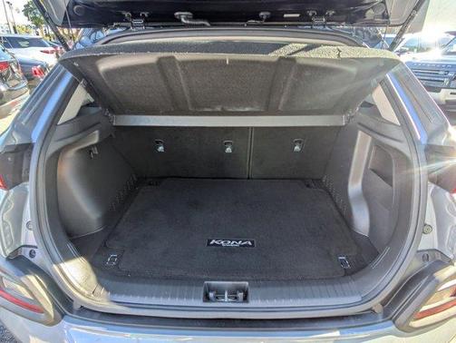 2021 Hyundai KONA SEL