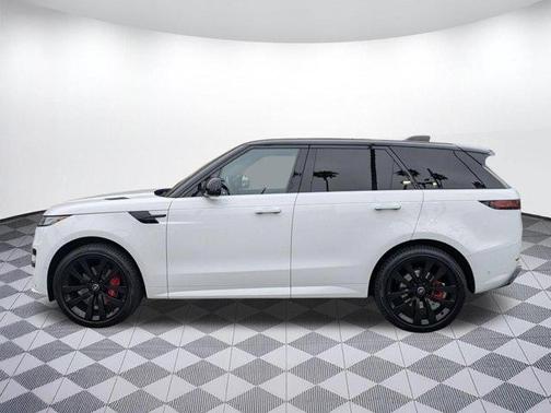 Fuji White 2023 Land Rover Range Rover Sport SE Dynamic