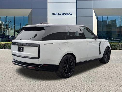 2024 Land Rover Range Rover P400 SE