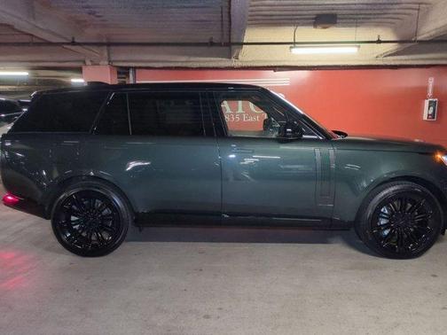 Belgravia Green 2026 Land Rover Range Rover P530 SE 7 Seat