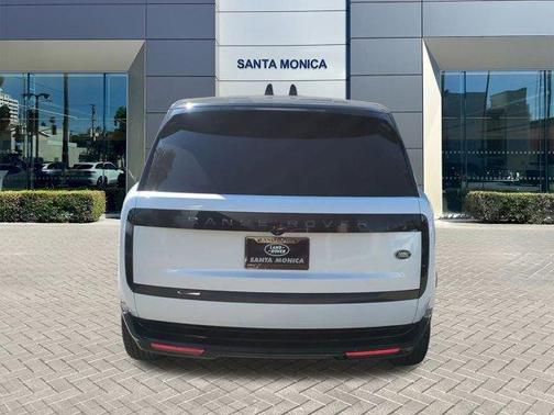 2023 Land Rover Range Rover P530 SE