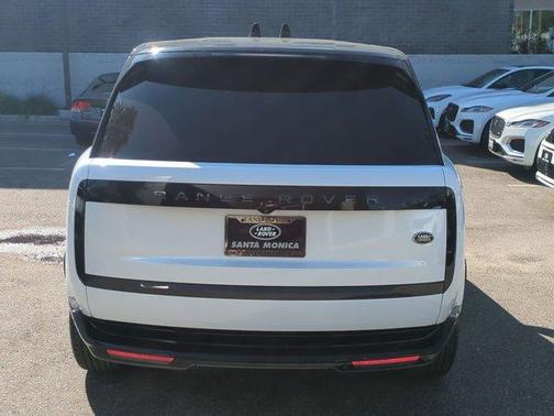 2023 Land Rover Range Rover P530 SE