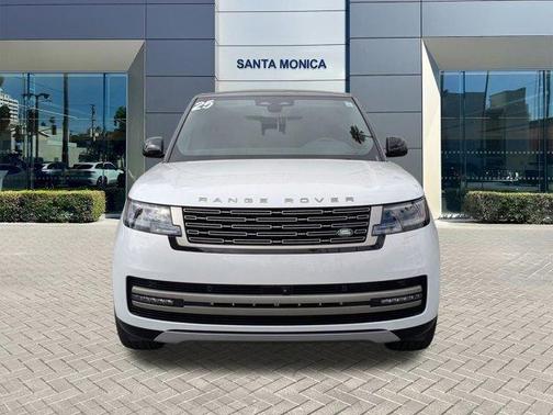 2025 Land Rover Range Rover P400 SE 7 Seat