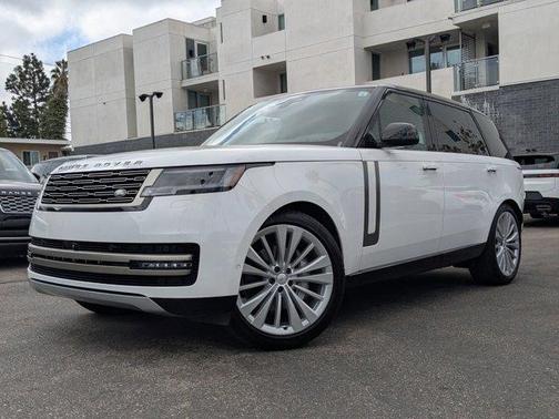 2025 Land Rover Range Rover P400 SE 7 Seat