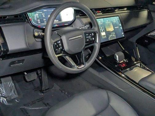 2025 Land Rover Range Rover Sport P360 SE