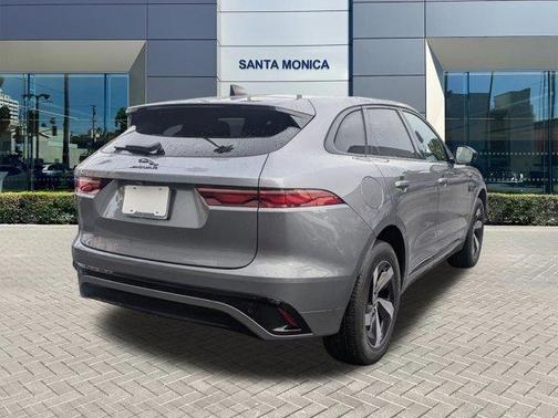 2024 Jaguar F-PACE P250 R-Dynamic S