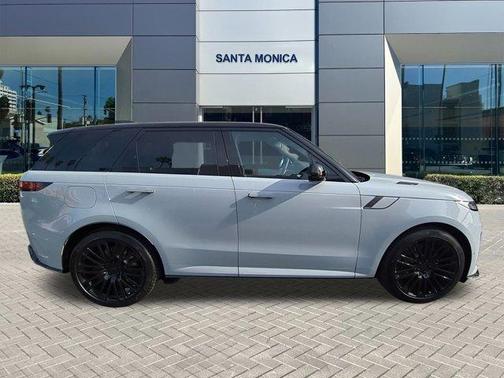 2026 Land Rover Range Rover Sport 635PS
