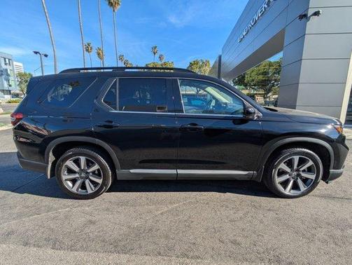 2023 Honda Pilot Elite