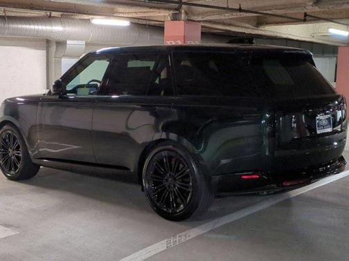 2026 Land Rover Range Rover P530 Autobiography