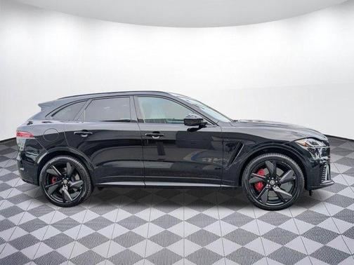 Santorini Black 2026 Jaguar F-PACE SVR 575 Edition