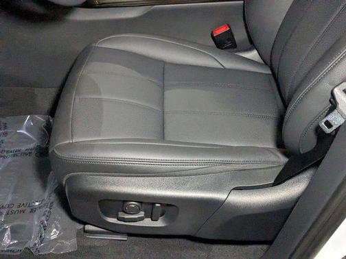2026 Land Rover Range Rover Evoque Core S