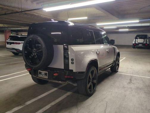 2026 Land Rover Defender 110 X