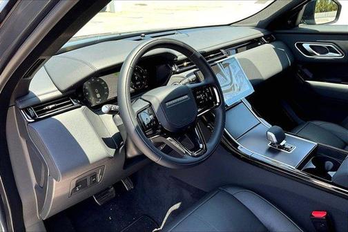 2026 Land Rover Range Rover Velar P250 Dynamic SE
