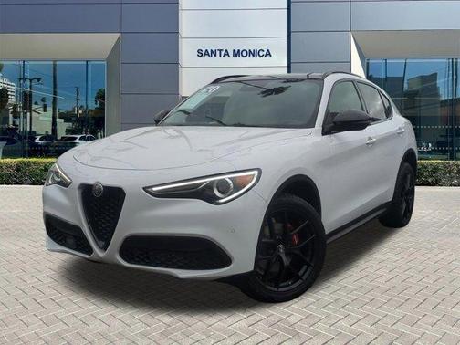 Alfa White 2020 Alfa Romeo Stelvio Base